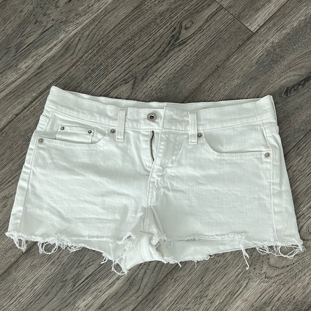White cut off Levi shorts